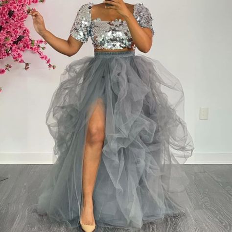 Lisong Women Maxi Tulle Floor Length Layered High Waist Special Occasion Skirt M Black : Clothing, Shoes & Jewelry Tulle Skirt Plus Size, Tulle Skirts Outfit, Plus Zise, Tulle Tutu Dress, Tulle Long Skirt, Solid Color Dress, High Quality Dress, Silver Sequin, Evening Attire