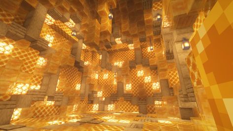 Honey Build Minecraft, Honey Minecraft Builds, Minecraft Bug Build, Minecraft Bee Sanctuary Ideas, Minecraft Bee Hive Build, Minecraft Honeycomb Build, Beehive Minecraft Ideas, Minecraft Honey House, Honey Minecraft