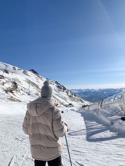 Skiing blue bird day Queenstown remarkables snowboard snow New Zealand Aesthetic Girl, Queenstown New Zealand Aesthetic, New Zealand Skiing, Queenstown Winter, Remarkables Queenstown, Goals 2025, New Zealand Snow, Queenstown Skiing, Queenstown New Zealand Winter