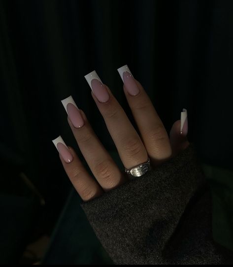 Fake Nails White, Cute Nail Colors, Cute Simple Nails, Girly Acrylic Nails, Basic Nails, French Tip Acrylic Nails, French Nail Designs, Acrylic Nails Coffin Short, White French