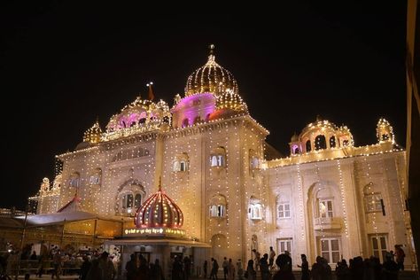 Glimpses of Gurdwara Sri Bangla Sahib at Prakash Purab of Sri Guru Harkrishan Sahib Ji #JustInPics #Glimpses #SriGuruHarkrishanSahibJi #PrakashPurab Read More...https://rb.gy/qdtjp Reading