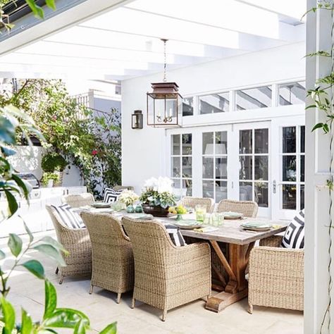 44 Likes, 1 Comments - West Lane. Interiors (@westlaneinteriors) on Instagram: “Coastal outdoor living done right 👌” Coastal Outdoor Living, Amazing Ikea Hacks, Outdoor Kitchen Island, Outdoor Dining Room, Rattan Pendant, Rattan Pendant Light, Patio Furniture Ideas, Up House, Diy Pergola