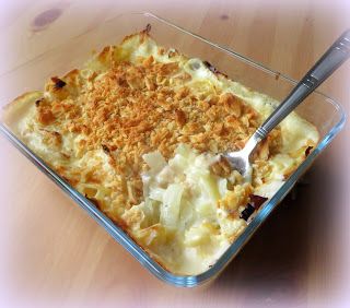 Creamed Cabbage, Cabbage Casserole Recipes, Roast Beef Dinner, Bacon Fried Cabbage, Baked Cabbage, Yorkshire Puddings, Cooking A Roast, The English Kitchen, Cabbage Recipe