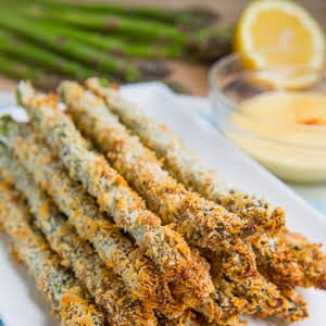 'Just saved Crispy Baked Asparagus Fries Recipe in my Recipe Box! #justapinchrecipes Crispy Baked Asparagus, Baked Asparagus Fries, Parmesan Asparagus Baked, Fried Asparagus, Asparagus Fries, Baked Asparagus, Asparagus Recipe, Veggie Dishes, Vegetable Dishes