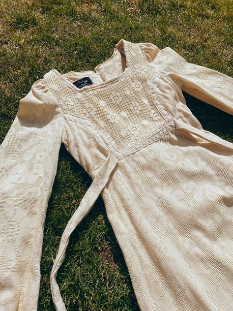 Prairie Aesthetic Fashion, Vintage Outfits 70s Dresses, Gunne Sax Dress Vintage 70s, 70s Prairie Dress, Vintage Gunne Sax Dress, 70s Prairie, Prairie Dresses, Vintage Prairie Dress, Outfits 70s