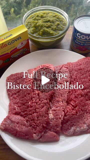 Bistec Encebollado Puerto Rican, Puerto Rican Steak, Bistec Recipe, Achiote Oil, Vinegar Onions, Bistec Encebollado, Sirloin Steak Recipes, Sofrito Recipe, Red Sauce Recipe