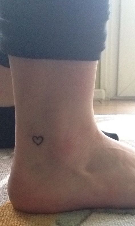 Tattoos Elephant, Ears Tattoo, Heart Tattoo Ankle, Tattoo Sister, Small Inspirational Tattoos, Small Colorful Tattoos, Tattoos Tiny, Small Foot Tattoos, Stick Tattoo