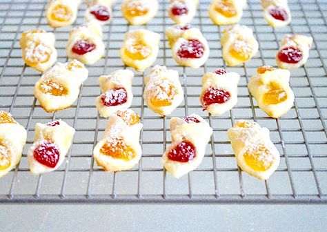 These Polish kiffles are a Christmas staple in my husband's family! The easy cream cheese dough surrounds pie filling to make them look like little jewels. Kiffles Recipe, Cream Cheese Dough, Cheese Dough, Polish Cookies, Cookie Recipes Holiday, Slovak Recipes, Christmas Cookie Recipes Holiday, Chicory Recipe, Cookie Table