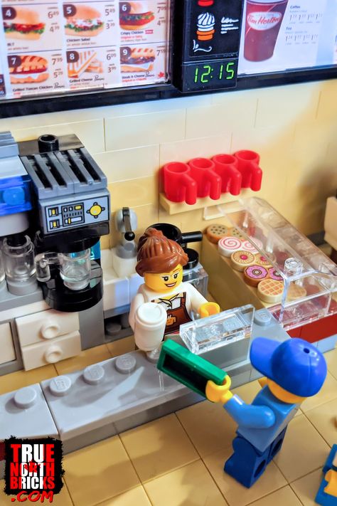 Lego Cafe Interior, How To Build Lego Stuff, Lego Coffee Shop, Things To Make Out Of Legos, Lego Town Ideas, Lego City Ideas, Lego Airport, Tim Hortons Coffee, Easy Lego Creations