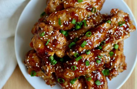 Baked Soy Garlic Chicken Wings - Everyday Homemade Easy Baked Chicken Wings, Korean Chicken Wings, Soy Garlic Chicken, Garlic Chicken Wings, Fried Shallots, Easy Baked Chicken, Baked Chicken Wings, Leftover Chicken, Garlic Chicken