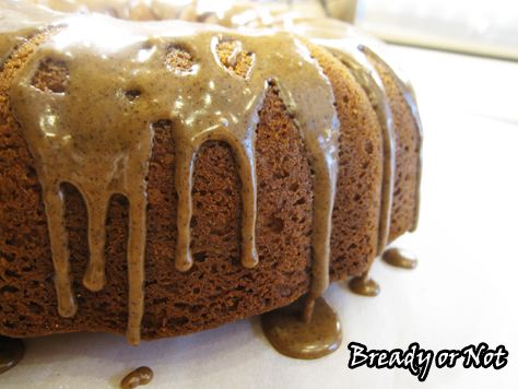 Bready or Not: Cardamom Cake with Coffee Glaze Apple Pound Cake, Spice Bundt Cake, Harry Potter Butter Beer, Butter Beer, Cardamom Cake, Glaze For Cake, Glaze Recipe, Great Desserts, Caramel Apple