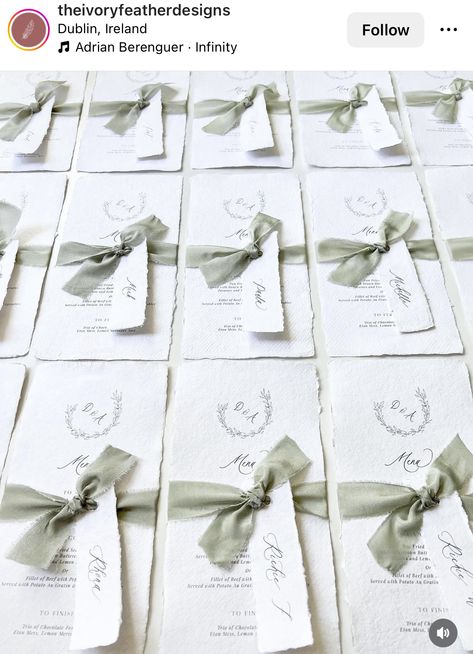 Italian Wedding Stationery, Wedding Dinner Table Setting, Romantic Wedding Stationery, Outdoor Tent Wedding, Wedding Name Tags, Light Spring Colors, Minimal Wedding Invitation, Wedding Table Designs, Name Place Cards