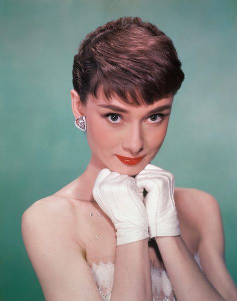 Oud Hollywood, Audrey Hepburn Pixie, Audrey Hepburn Photos, Jean Seberg, Audrey Hepburn Style, Hepburn Style, Richard Avedon, My Fair Lady, British Actresses