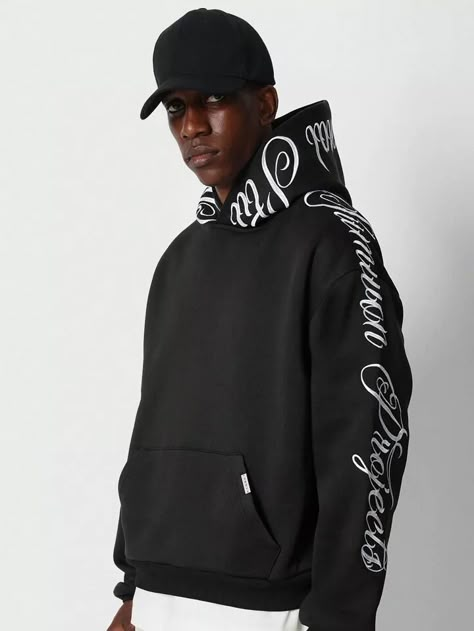 SUMWON Overhead Hoodie With Script Embroidery College Ready | SHEIN USA Script Embroidery, Gym Hoodie, Men Hoodies, Concept Clothing, Estilo Hip Hop, Winter Hoodies, Men Shirt Style, Trend Forecasting, Kids Beachwear