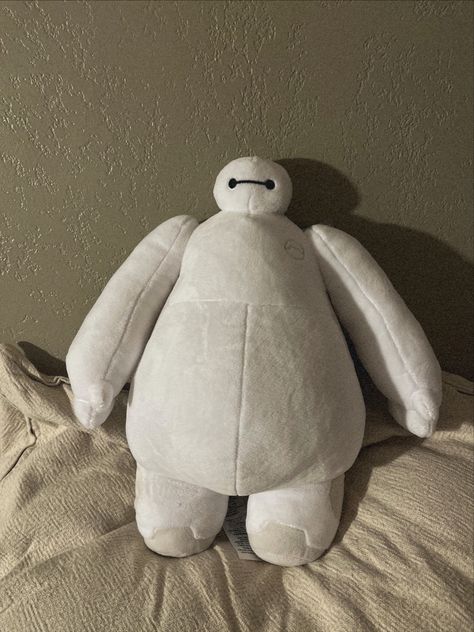 #baymax #bighero6 #disney #disneyland Baymax Fanart, Nature Animation, Baymax Big Hero 6, Retro Room Ideas, Big Stuffed Animal, San Fransokyo, Disney Stuffed Animals, Aesthetic Nyc, Care Bears Plush