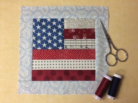 Must Have Craft Tips - Patriotic Sewing Projects - Patriotic Sewing, Flag Quilts, Patriotic Patterns, American Flag Quilt, Beginner Quilt, Flag Quilt, Quilted Ornaments, Flag Day, Quilt Squares