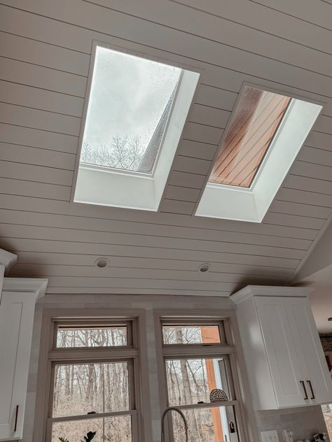 How to Shiplap to Your Vaulted Ceiling: A Step-by-Step Tutorial - Come Stay Awhile by Amanda Vernaci | Modern Farmhouse DIY + Home Renovation Vaulted Ceiling Garage Conversion, Shiplap Ceiling With Skylights, Shiplap Ceiling Vaulted, Shiplap Vaulted Ceiling, Vaulted Ceiling Skylight, Vaulted Ceiling Ideas, Ceiling Diy, Vaulted Ceiling Kitchen, Skylight Kitchen