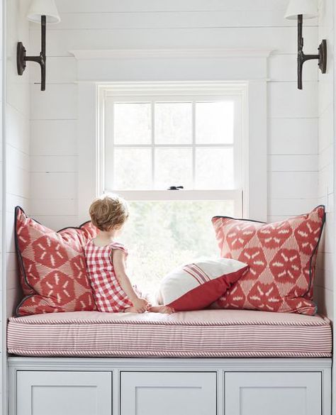 image Window Seat Under Window, Sunroom With Bench Seating, Window Seat Pillow Ideas, Window Bench Seat With Storage Kids Room, Window Seat Lighting Ideas, Window Bench Toy Storage, Dormer Bench Seat, Window Seat Wallpaper, Bench Seat In Closet