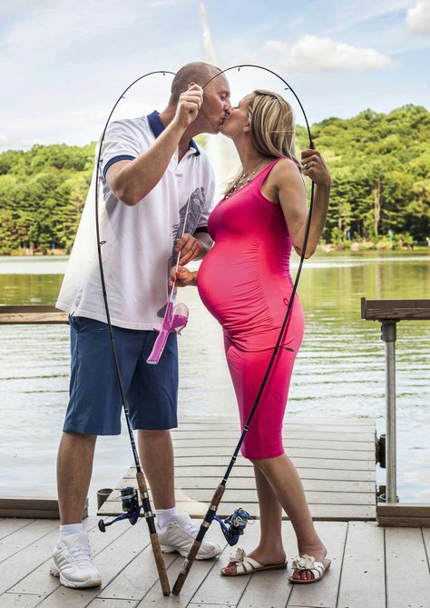 Maternity fishing picture Sasha Preziosa Photography Maternity Fishing Photography, Fishing Baby Gender Reveal Ideas, Fishing Maternity Pictures, Fish Gender Reveal Ideas, Fishing Baby Announcement, Fishing Pregnancy Announcement, Fishing Gender Reveal, Bump Photoshoot, Fishing Baby