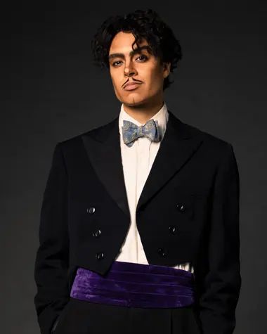 Drag King Makeup, Drag Kings, Drag Make-up, King Outfit, Drag King, Drag Makeup, Purple Suits, Night King, King Fashion