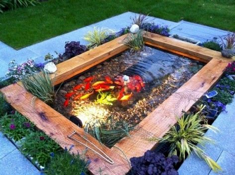 Fish Ponds Backyard, Small Backyard Ponds, Koi Pond Design, Fish Pond Gardens, Taman Air, Goldfish Pond, Garden Pond Design, Diy Pond, Small Pond