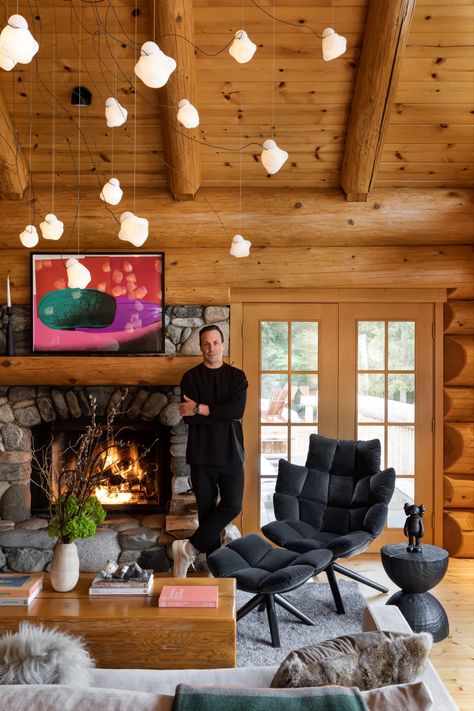 This Log Cabin in Canada Is Not Your Average Mountain Getaway | Architectural Digest | Architectural Digest Andy Warhol Painting, Log Cabin Modern, Modern Log Home, Ski Cabin Decor, Mountain Cabin Decor, Modern Log Cabins, Modern Log Cabin, Log Cabin Interior, Log Home Interiors