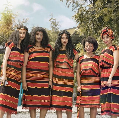 #Ethiopia #Walayta  #Oromia Ethiopian Cultural Clothes, Ethiopia Clothing, Oromo Culture, Afro Futuristic, Ethiopian History, 5 Senses Activities, Ethiopian Culture, Ethiopian Clothing, African American Artwork