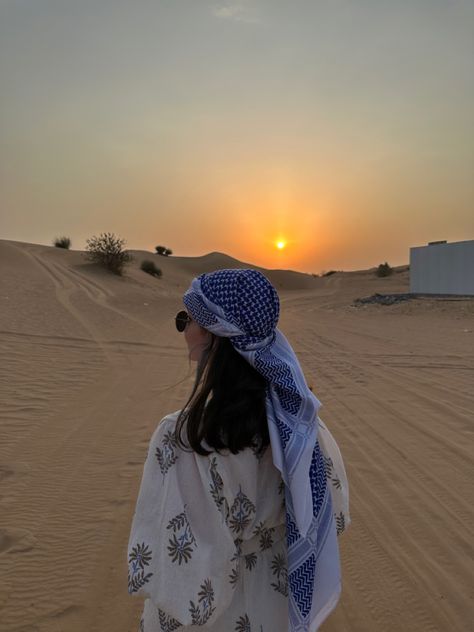 #dubai #safari #dubaitravel #desert #camel #aesthetic #sunset Poses In Dubai, Dubai Safari, Safari Photo, Dubai Desert Safari, Coffee Shop Photography, Honey Brown Hair, Shop Photography, Desert Safari, Dubai Desert