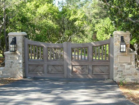 I like the lighting on the front rather than the top Front Entry Gates Driveways, Driveway Gate With Pedestrian Gate, Farmhouse Gate Entrance, Driveway Columns, Gated Driveway, Ranch Entrance, Entrance Gates Driveway, Wooden Gate Designs, Wood Gates Driveway