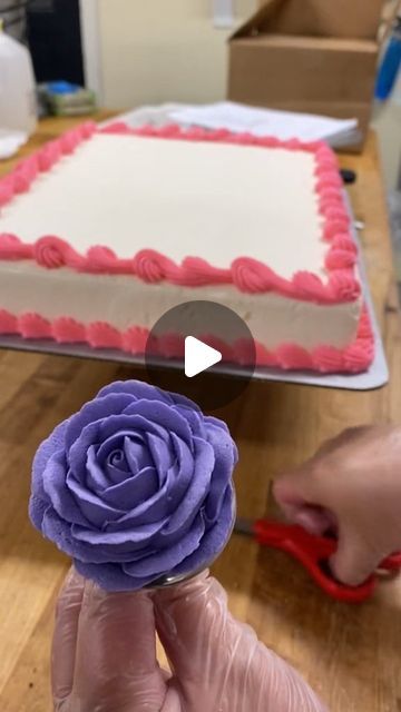 Pastry Paradise on Instagram: "See bio for more baking  Buttercream rose  #baking #bakinglove #buttercream #reels" How To Make Buttercream Roses, Rose Frosting Tip, Buttercream Roses Cake, Cupcake Techniques, Buttercream Roses Tutorial, Rose Baking, Buttercream Ranunculus Tutorial, Rose Cake Decorating, Buttercream Rosebuds