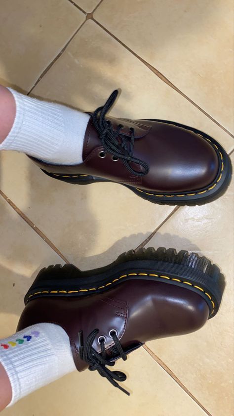 #burgundymartens #docmartensstyle #docmartensoutfits #docmarten #martens #fashion #brownmartens #shoes #outfits Dark Red Doc Martens, Low Dr Martens, Maroon Doc Martens, Doc Martens Loafers, Doc Martens 1461, Doc Martens Shoes, Red Doc Martens, Shoes Wishlist, Doc Martens Outfit