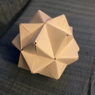 Origami Icosahedron, Note Origami, Sticky Note Crafts, Sticky Note Origami, Post It Art, Origami Step By Step, Notes Craft, Modular Origami, Notes Art