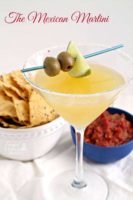 Frugal Foodie Mama: The Mexican Martini Margarita Martini Recipe, Mezcal Martini, Mexican Martini Recipe, Fruity Margarita Recipe, Bartending 101, Beach Treats, Traditional Margarita, Mix Drinks, Vodka Cocktails Recipes