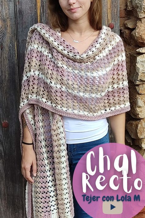 Aprende a tejer un CHAL rectangular súper VERSÁTIL y PRÁCTICO!💕 Bohemio, romántico o elegante... Más largo o más corto... Para otoño, para primavera... Todo totalmente a tu gusto!!! Y CON UN CALADO DE SOLO 4 VUELTAS!! Y ya sabes…..DISFRUTA Y COMPARTE!!🤩 Manta Sofa, Crochet Scarves, Crochet Shawl, Ponchos, Easy Crochet, Scarf Shawl, Crochet Scarf, Knitted Scarf, Knit Crochet