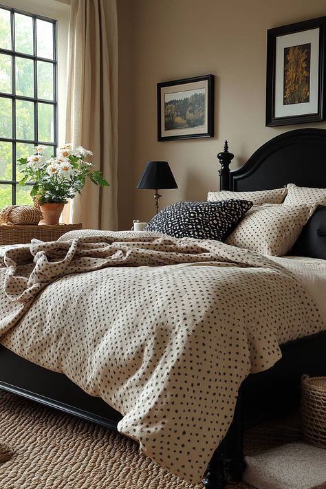 Creative 24+ Beige And Black Apartment Ideas Ways To Style It Dark Cream Bedroom, Beige Bedroom Black Furniture, Cream And Black Bedding, Black And Camel Bedroom, Black And Beige Apartment, Khaki Bedroom Ideas, Black Apartments, Black And Cream Bedroom Ideas, Neutral Bedroom With Black Accents