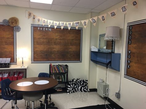 STEM corner in home sweet classroom decor - shiplap fadeless brand paper on walls with white and black horizontal stripe border from Mardel and pennants from Amazon #homesweetclassroom #fixerupperclassroom #4thgradeclassroom Men Teacher Classroom Decor, Men Classroom Decor, Mens Classroom Decor, Masculine Classroom Decor, Home Sweet Classroom Theme, Classroom Rustic Decor, Male Classroom Decor, Home Sweet Classroom Decor, Black Classroom Theme