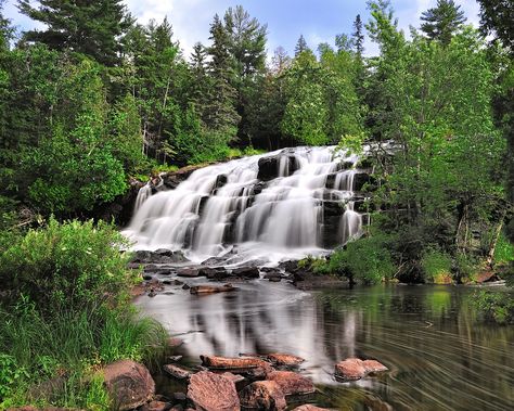 Northwoods Wisconsin, Michigan Waterfalls, Michigan Nature, Waterfall Photo, Michigan Vacations, Largest Waterfall, Michigan Travel, State Of Michigan, Upper Peninsula