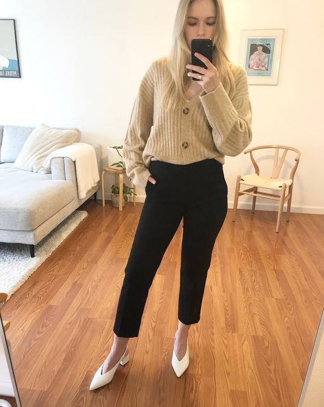 8 Editor-Tested Products From Old Navy We're Happy We Bought; Just Read Our Reviews Tech Pants Outfit, Navy Work Outfit, Workwear Overalls, Tech Pants, Navy Dress Pants, Old Navy Dress, Popsugar Fashion, Work Trousers, Compression Pants