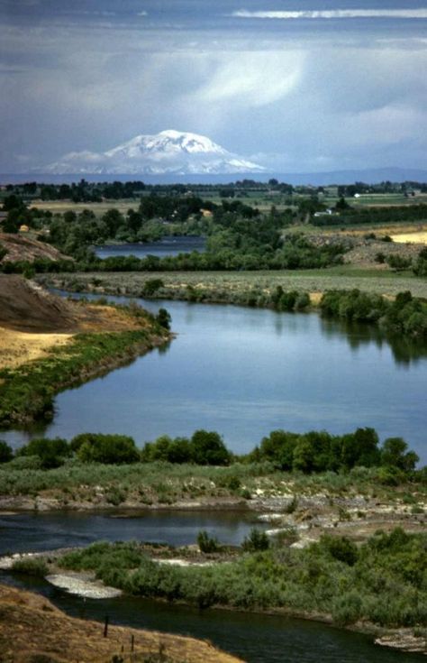 Yakima Valley Washington Scenery, Mount Adams, Washington Photography, Yakima Washington, Motorcycle Trip, Yakima Valley, Washington State Travel, Vashon Island, Eastern Washington