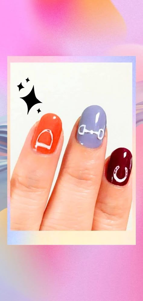 *2024*20 horseshoe & cowboy nail designs & more!*Aesthetic* Horse Inspired Nails, Kentucky Derby Nails Art, Kentucky Derby Nails, Horse Nails Designs, Farm Nails Designs, Equestrian Nails, Derby Nails, Nails Horse, Marathon Nails