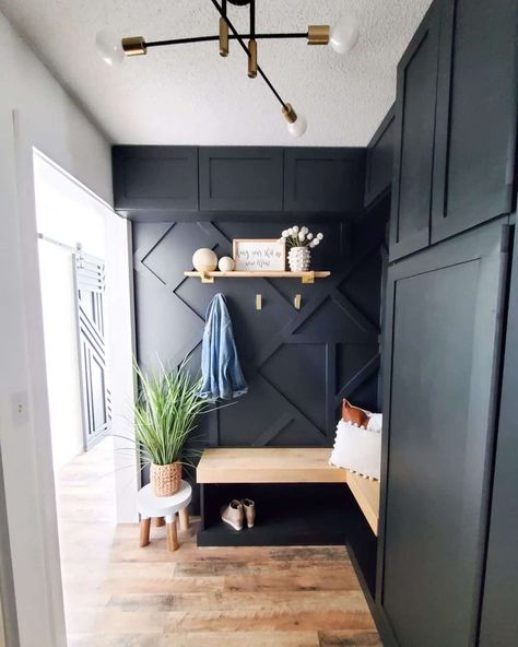 27 Places Within Your Home to Try Tricorn Black by Sherwin Williams Chic Mudroom, Black Panel Bedroom, Small Mudroom Ideas, Tricorn Black, Neutral Holiday Decor, Mudroom Ideas, Beautiful Entryways, Farmhouse Area Rugs, Entry Design