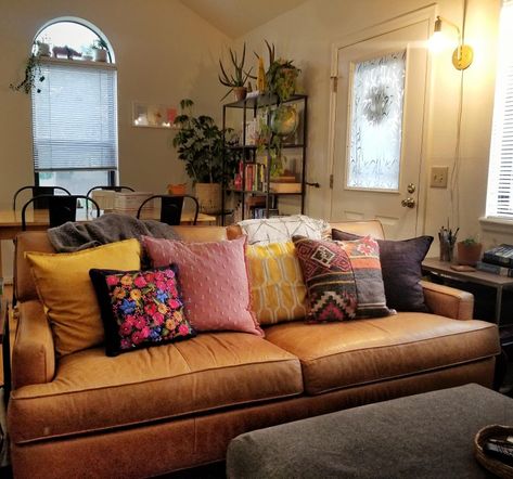 Thrifted Couch, House Aesthetic Ideas, Apartment Details, Thrift Inspo, House Aesthetic, Aesthetic Ideas, House Inspo, Room Inspo, Dream Home