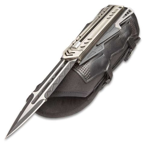 Tactical Gauntlet, Assassin's Creed Hidden Blade, Blade City, Apocalyptic Art, Hidden Blade, Butterfly Knife, Urban Survival, Cool Swords, Cool Knives