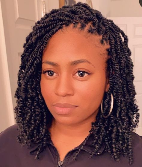 Ceres Braids Styles, Bob Spring Twist Braids, Spring Twist Bob Hairstyles, Bob Length Spring Twist, Short Crochet Twist Hairstyles, Ceres Hairstyles For Black Women, Shoulder Length Twists For Black Women, Nubian Twist Hairstyles, Crochet Natural Hairstyles