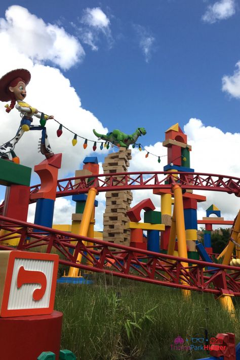 11 Incredible Toy Story Land Tips (A First Timer's Guide) - ThemeParkHipster Roller Coaster Pictures, Slinky Dog Dash, Best Roller Coasters, Rock N Roller Coaster, Magic Kingdom Rides, Disney World Attractions, Toy Story Land, Slinky Dog, Disney World Rides