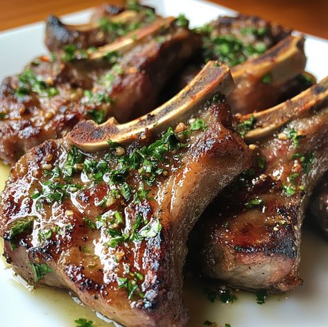 7 Essential Tips for Perfect Lamb Chops Lebanese Lamb Chops, Perfect Lamb Chops, Lamp Loin Chop Recipe, Indian Lamb Chops Recipes, Lamb Chop Lollipops Recipe, Lamb Rib Marinade Recipe, Lamp Shoulder Chops Recipes, Baby Lamb Chops Recipes, Best Lamb Chops Recipe