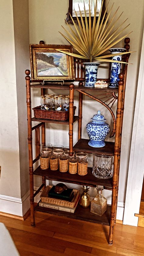 British West Indies Style Dining Room, French Polynesia Interior Design, French Polynesian Decor, British Colonial Dining Room, British Colonial Bathroom, Maximalist Coastal, British West Indies Decor, Top Loader Laundry Room, Tommy Bahama Decor