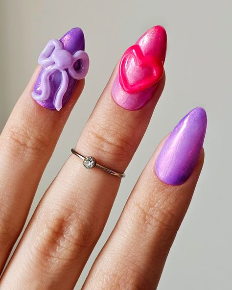 some pics of these bow? polly pocket? coquette? nails, swipe for the video 😅💖 Ft. @leminimacaron Sweet Cherry*, Lilac Blossom*, Lavender*, Ultra Violet*, & Le Glazed Powder* @amazonca 3D white gel *PR/Gifted Products/No Obligation to Post* #coquette #summer #pressons #spring #ombre #chromenails #pressonnails #3dnailart #pinterestnails #3dnailart #sodaonmylips #mixandmatchnails #velvetdynasty #torontonails #nailinspo #pinknails #inbeautmag #nailstagram #springnails #funnails #gelnails #nail... Coquette Nails, Coquette Summer, Lilac Blossom, Sweet Cherries, Polly Pocket, 3d Nail Art, Chrome Nails, Spring Nails, Ultra Violet