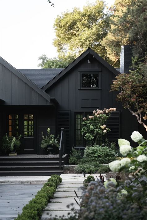 90+ Elegant Black Home Exterior Ideas Black House Deck Color, One Story Black House, All Black House Exterior, Black Exterior House, Black Home Exterior, Black Homes, Kelly Jones, Black Houses, Black House Exterior