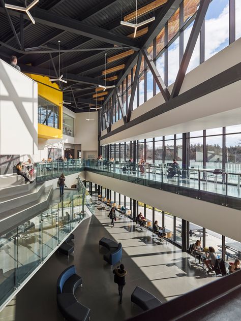 Gallery of Trent University Student Center / Teeple Architects - 3 Student Hub Architecture, University Interior Design, Architecture Materials, Trent University, University Design, Studio Dance, Atrium Design, College Architecture, University Architecture